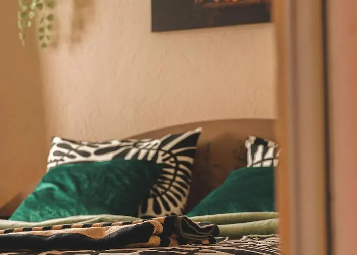 House Tsimerman 4 Bedroom Private House Free Parking Private Garden *