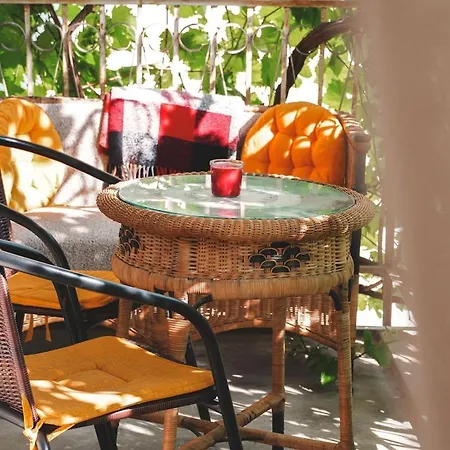 House Tsimerman 4 Bedroom Private House Free Parking Private Garden Casa de Férias Varna