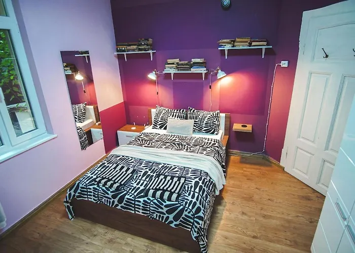 House Tsimerman 4 Bedroom Private House Free Parking Private Garden فارنا