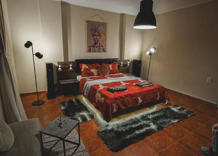 House Tsimerman 4 Bedroom Private House Free Parking Private Garden بيت للعطل *